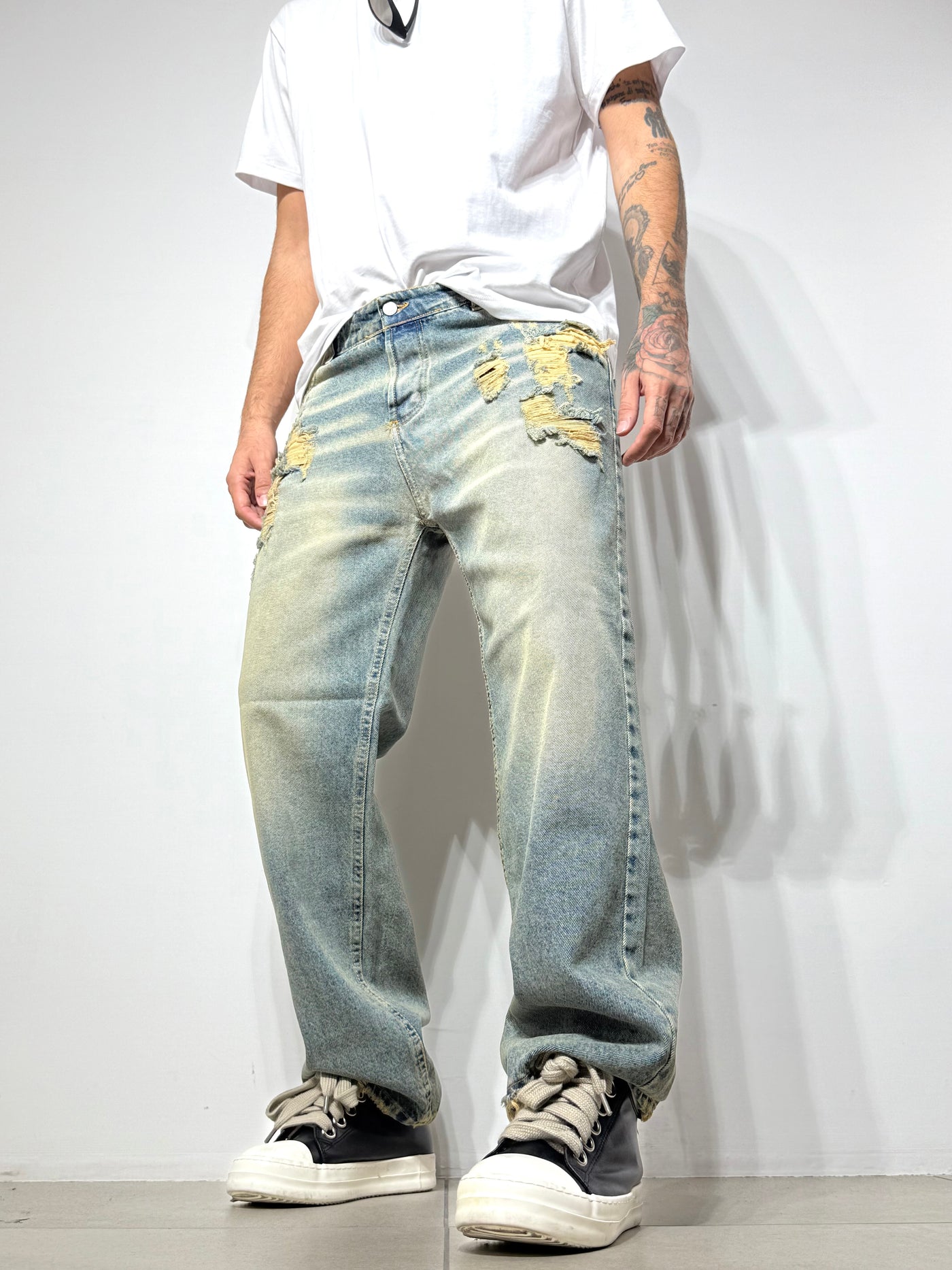 Baggy scratchpremium