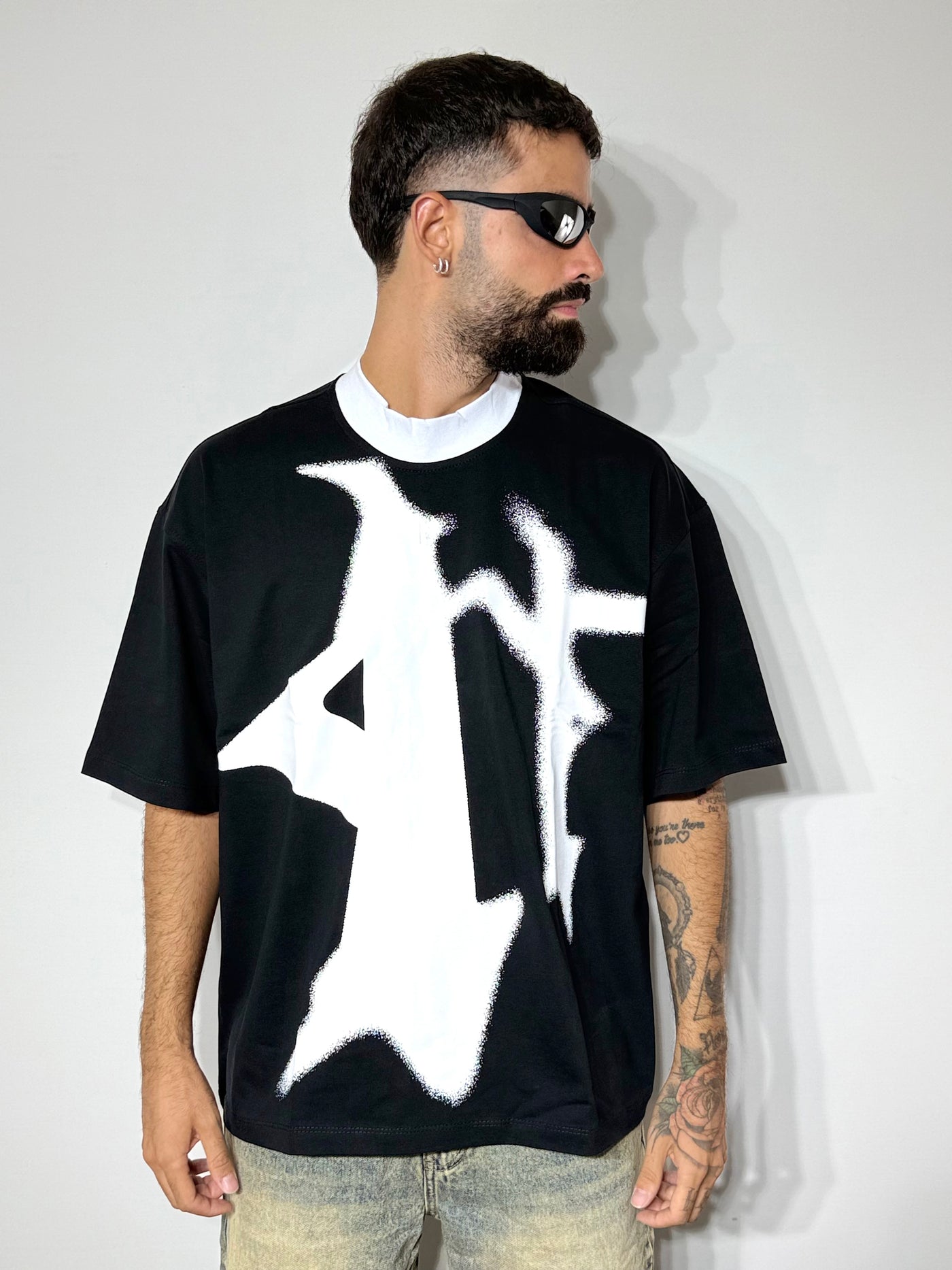 T shirt hustle