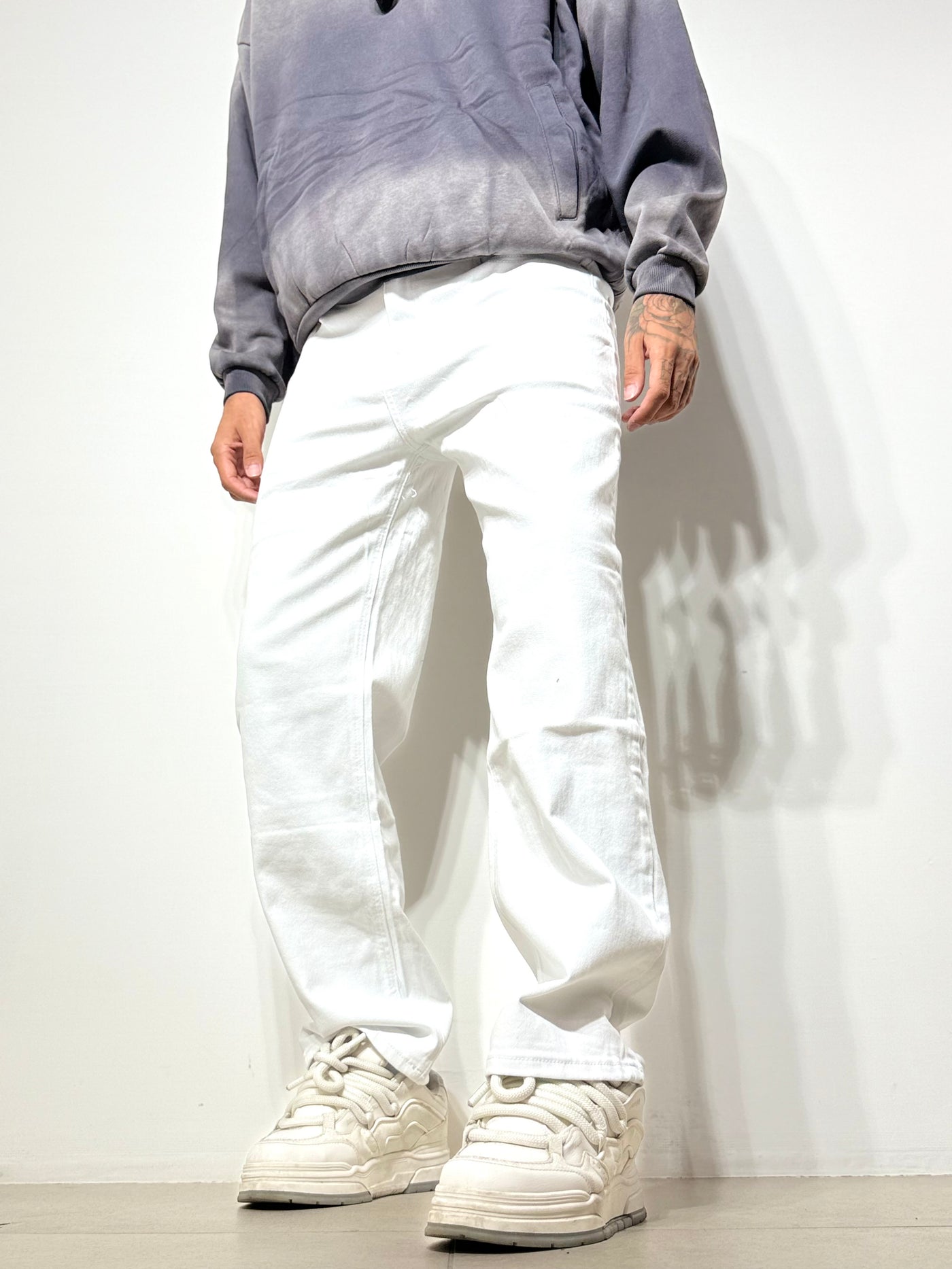 Baggy whitesimp