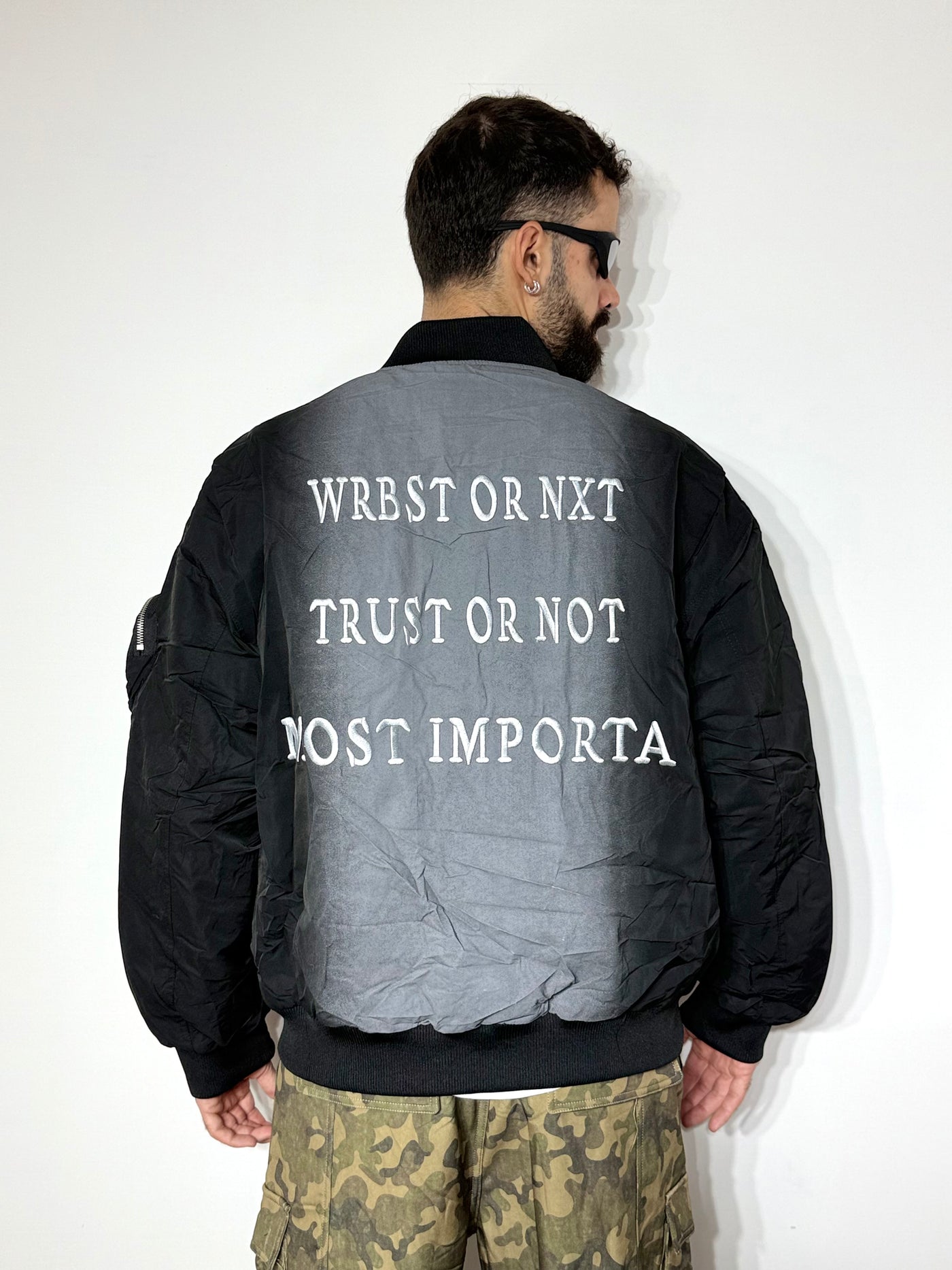 Bomber trustblack