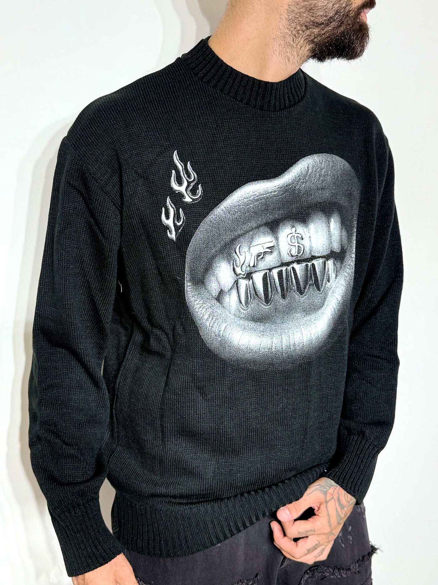 Pull mouthblack