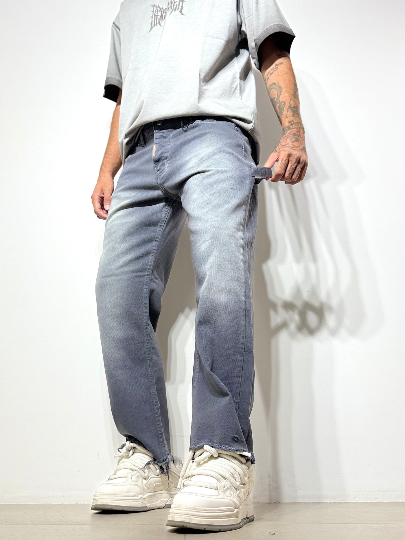 Carpenter cianogrey