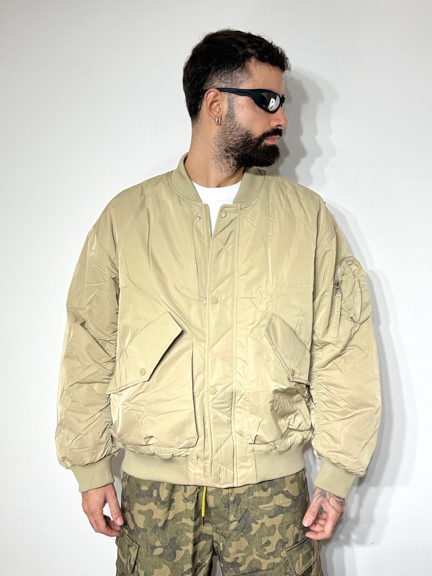 Bomber trustbeige
