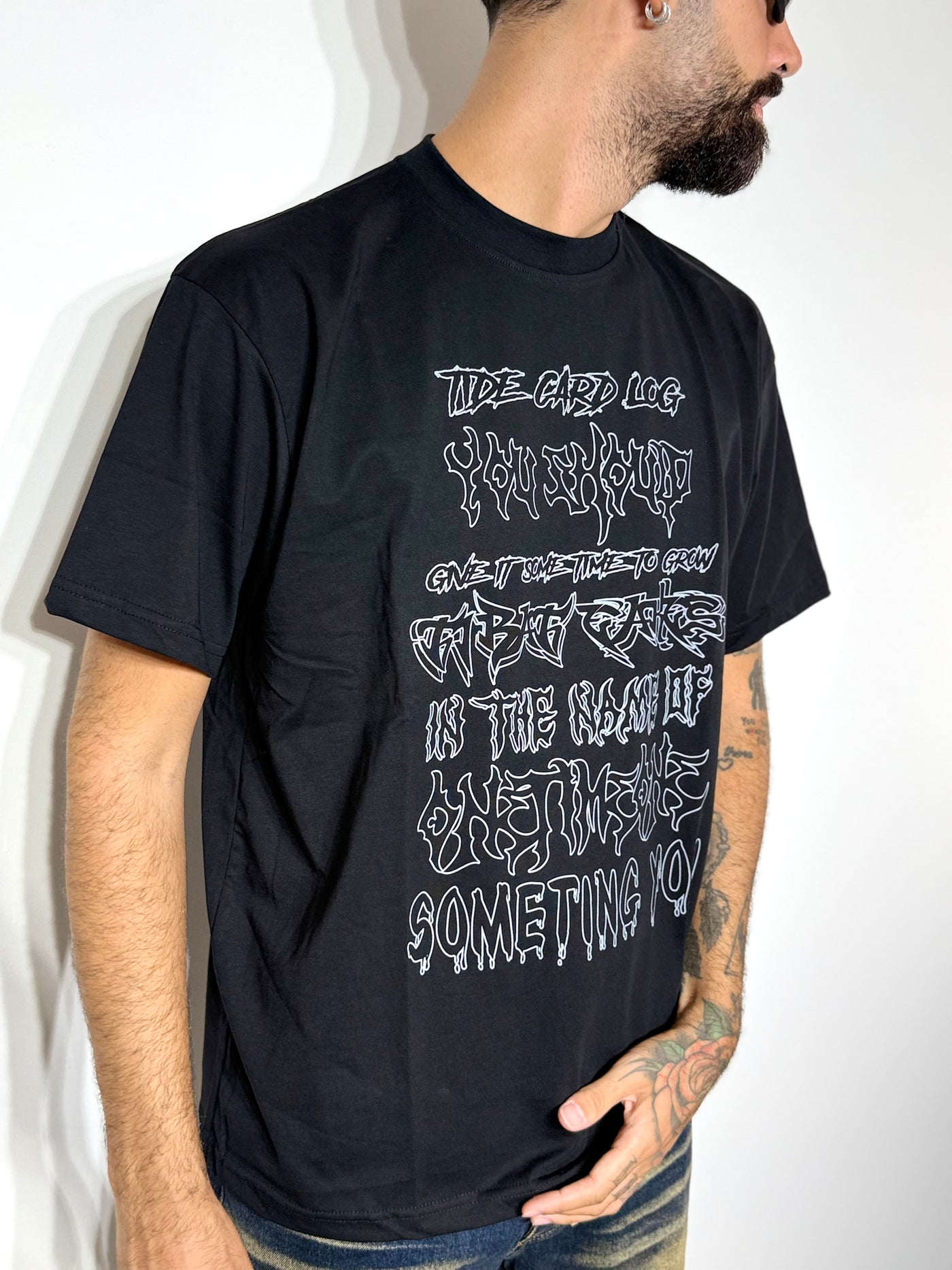 T shirt cardblack