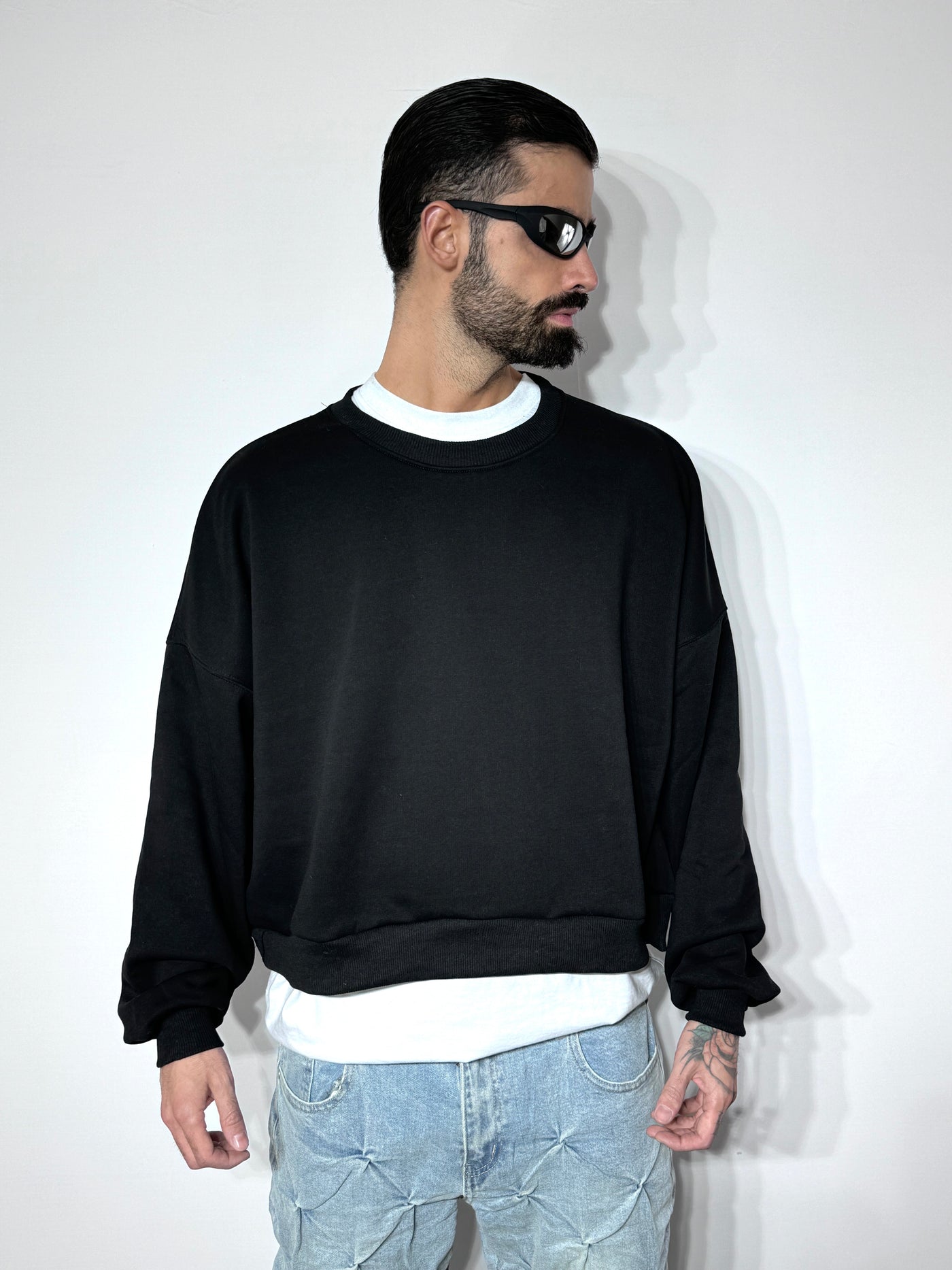 CREWNECK BOXY BLACK