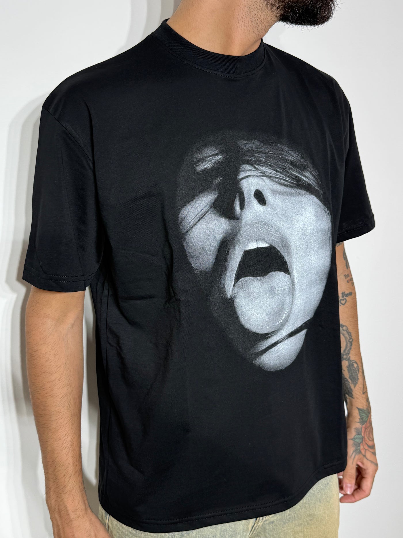 T SHIRT FACEBLACK