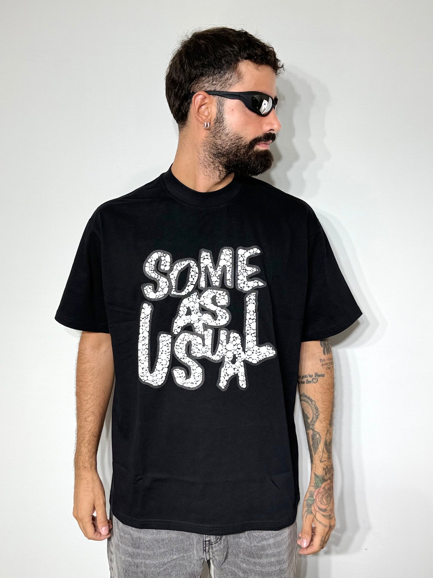 T shirt usualblack