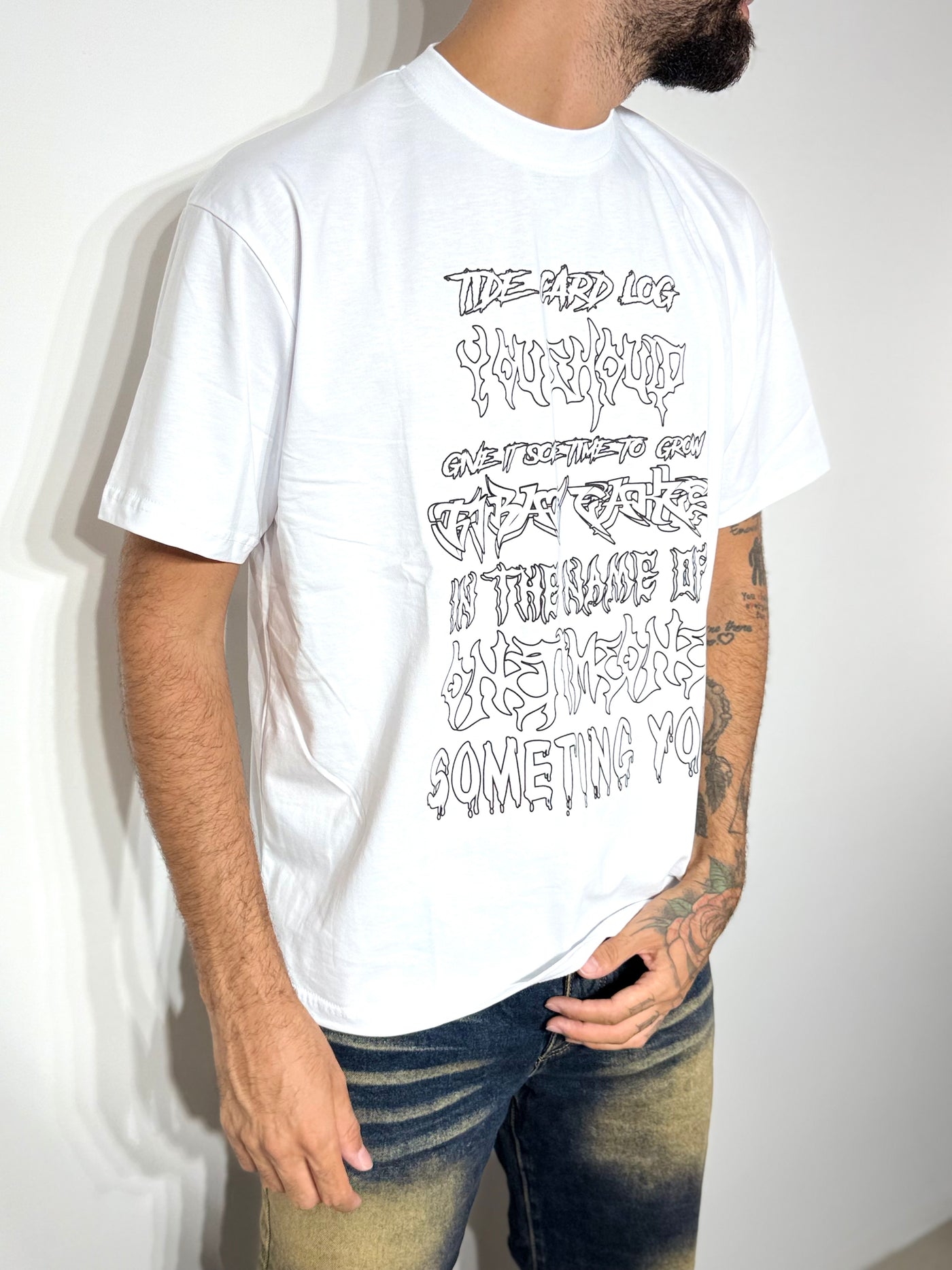 T shirt cardwhite