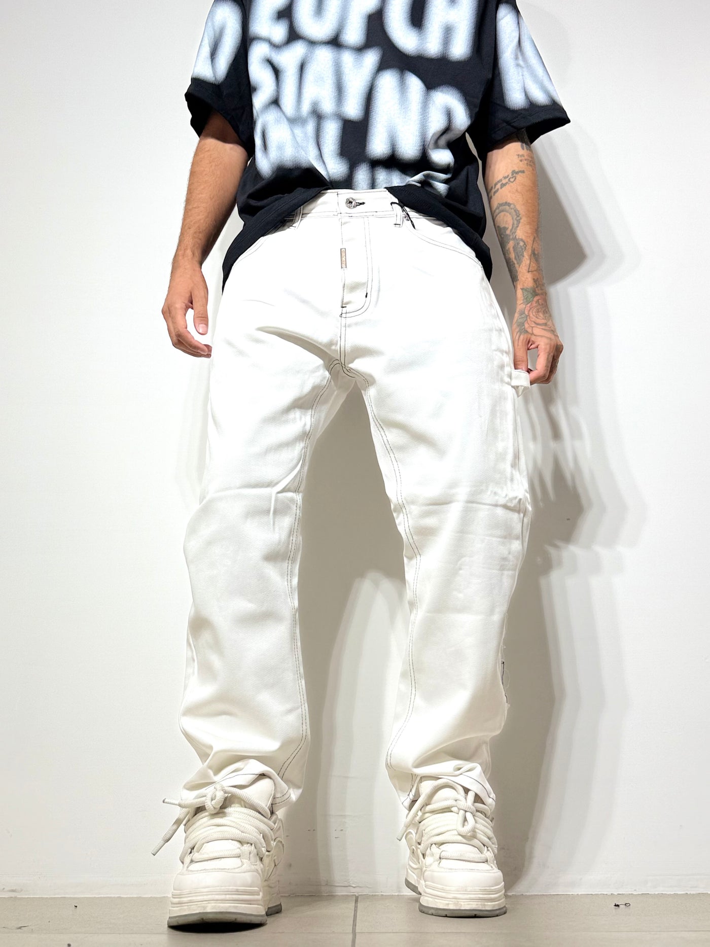 Carpenter cianowhite