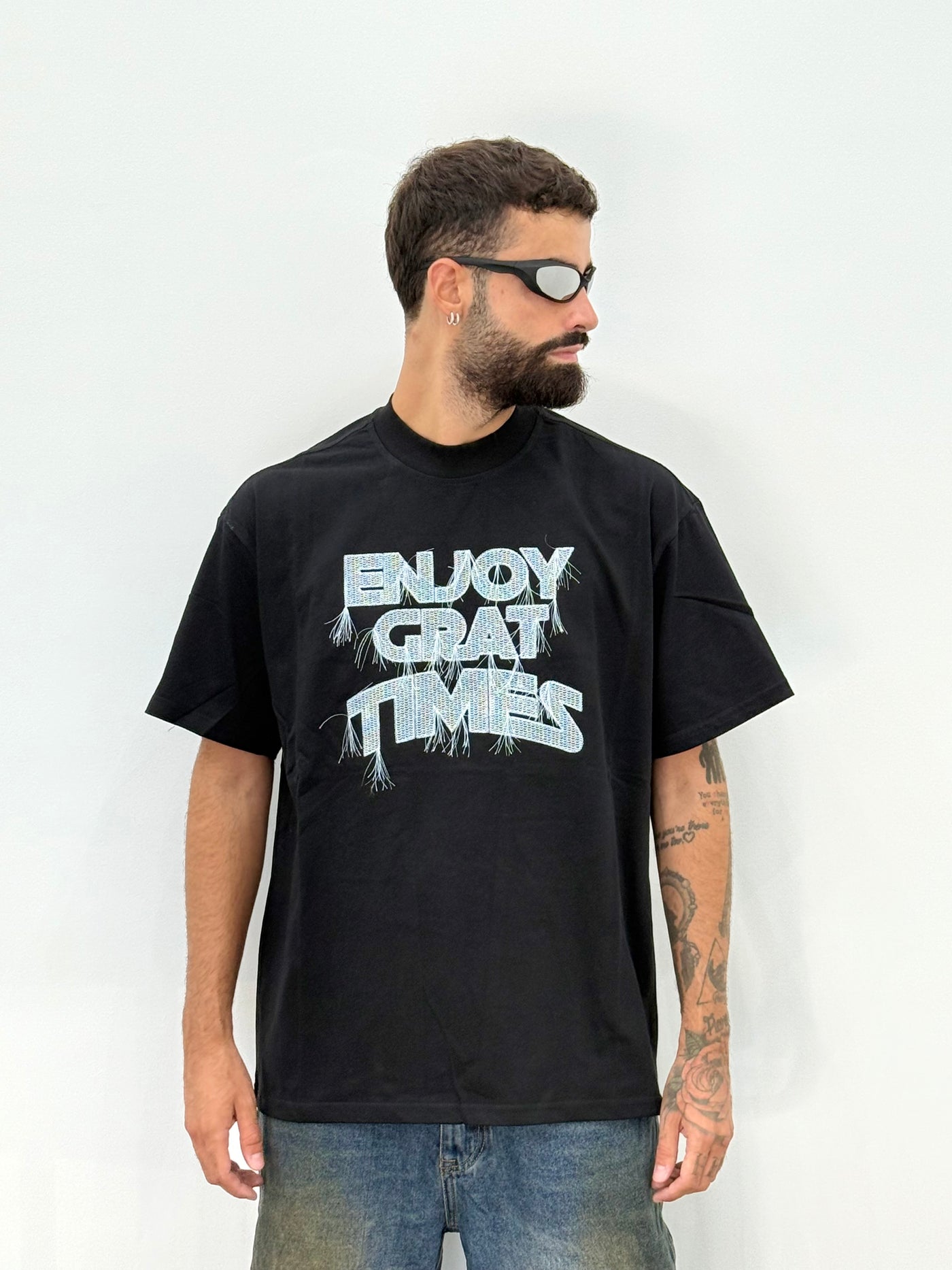 T shirt timeblack