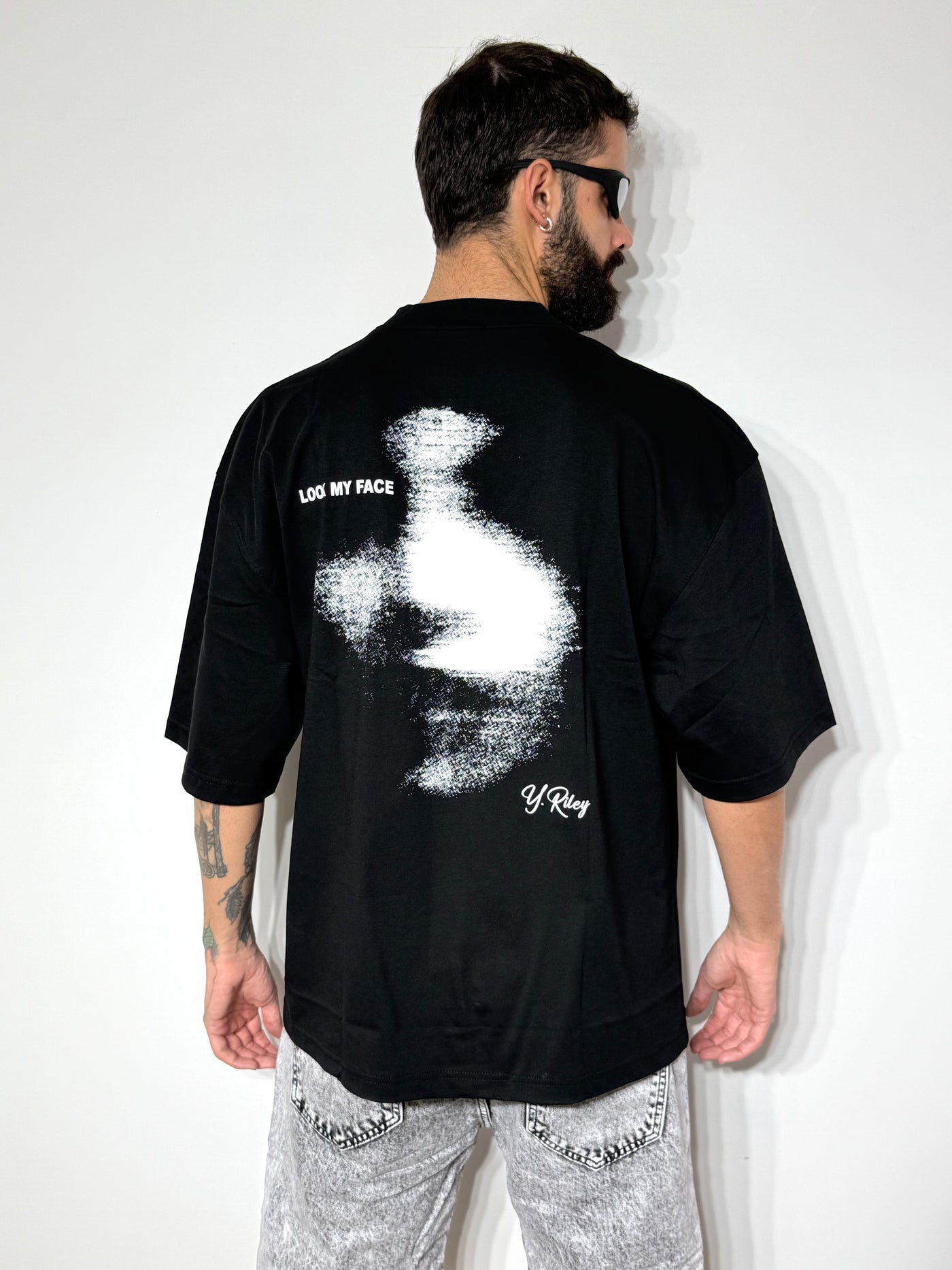 T SHIRT FACEBACK