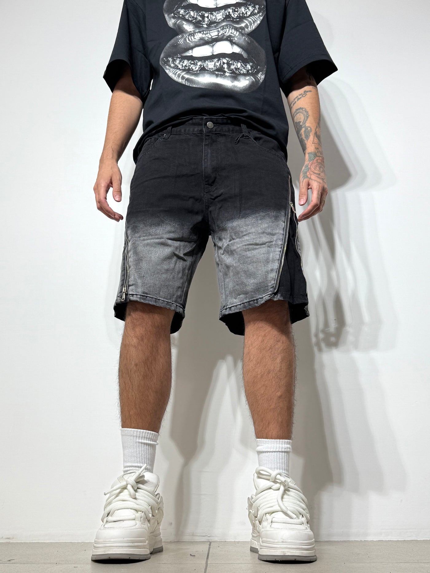 SHORTS DISGOBLACK