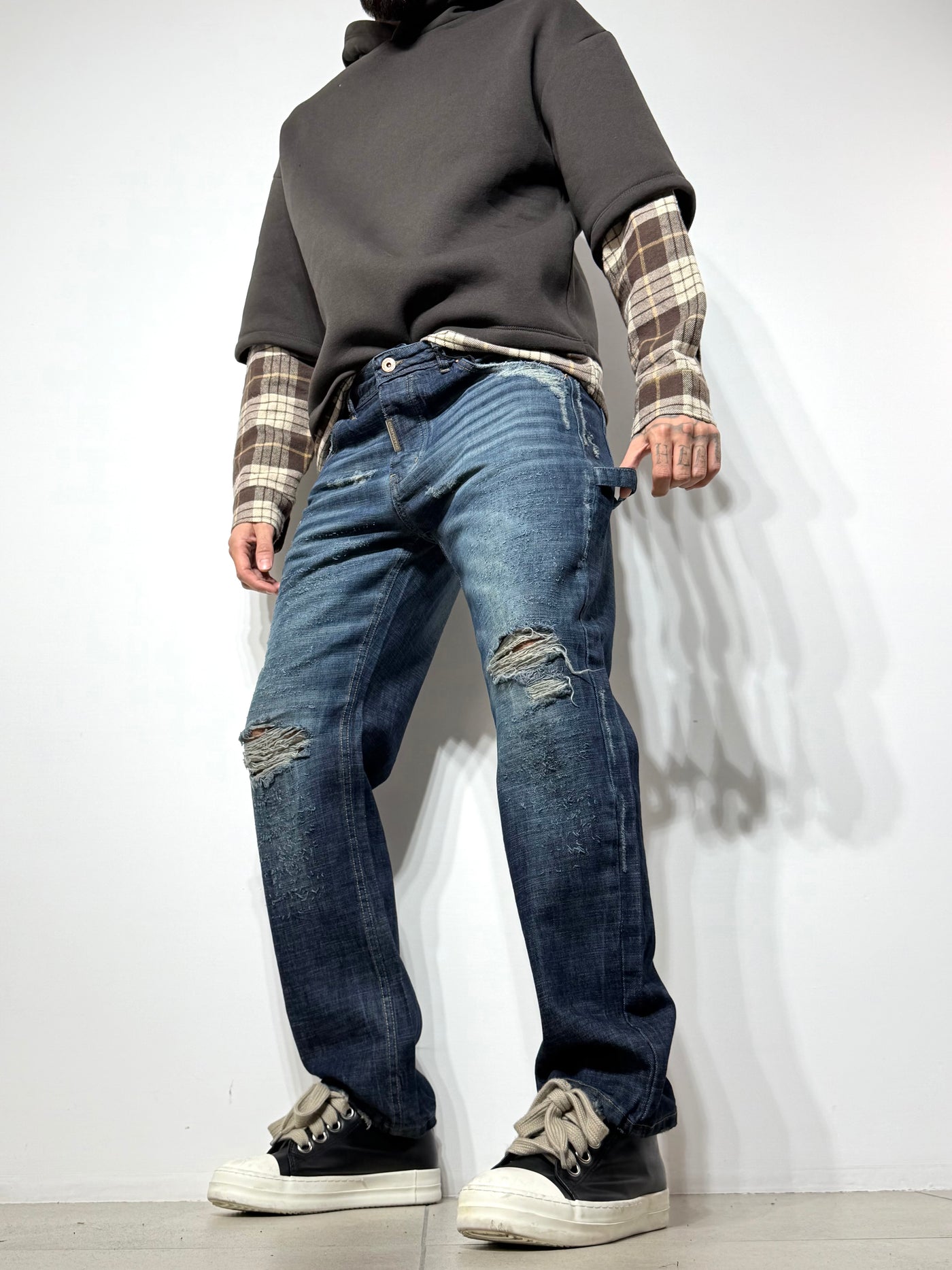 Carpenter cianoscratch