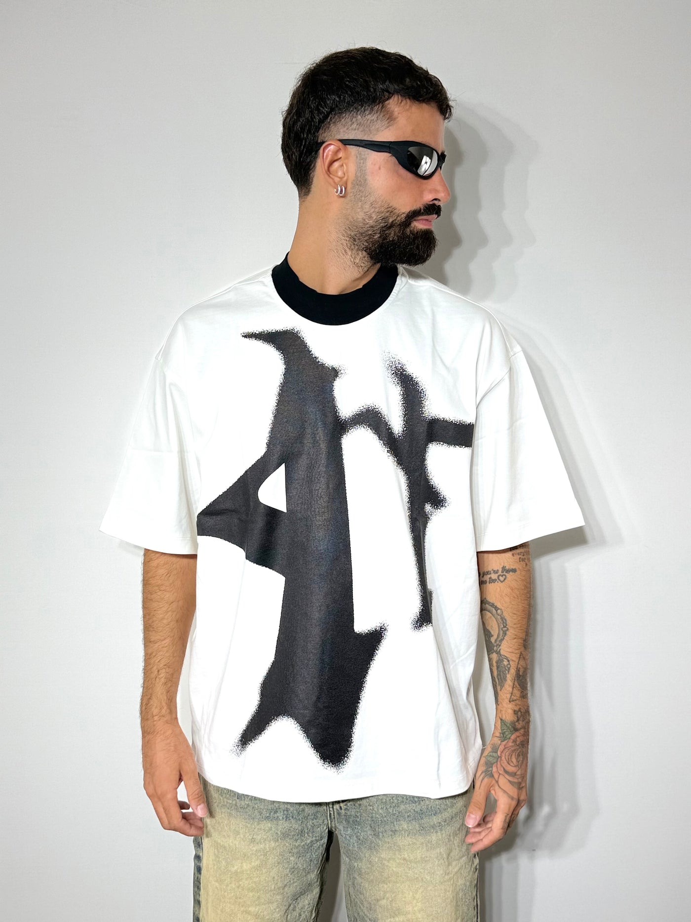 T shirt hustle