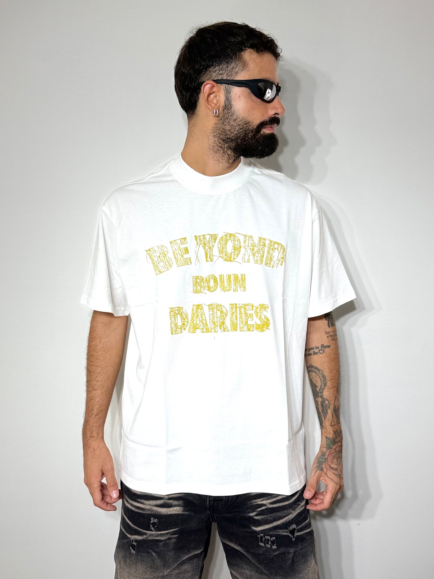 T shirt bounwhite