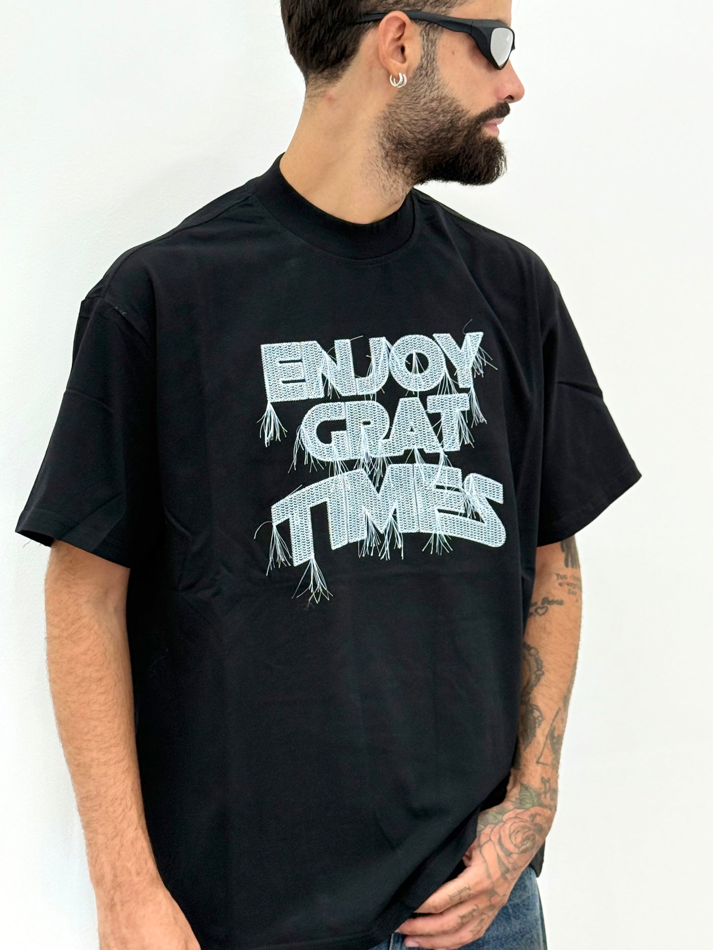 T shirt timeblack